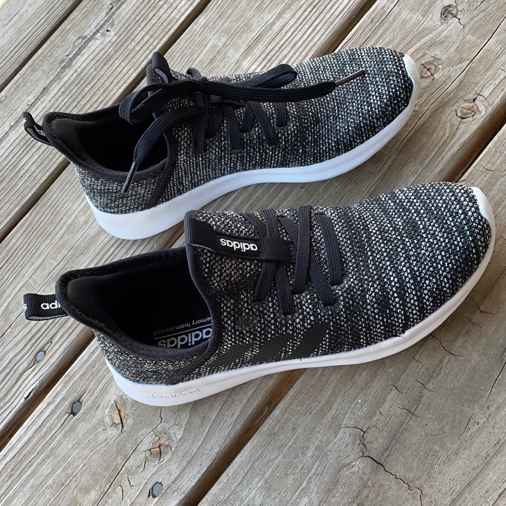 New Adidas Cloud Foam Running Walking Shoes